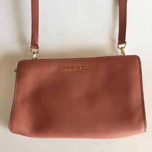 MICHAEL Michael Kors Small Pouch Zip Crossbody